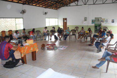 Jovens de comunidades rurais do território do Bico do Papagaio participam de curso de cooperativismo